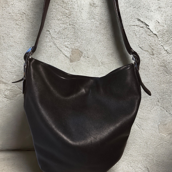 Coach Handbags - Coach Vintage Duffle Sac Shoulder Bag 9151